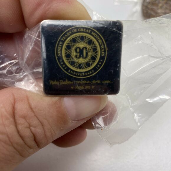 Harley Davidson Owners Group Lot Of 14 Rally & Motorcycle Club Pins HOG Pins - Picture 11 of 12